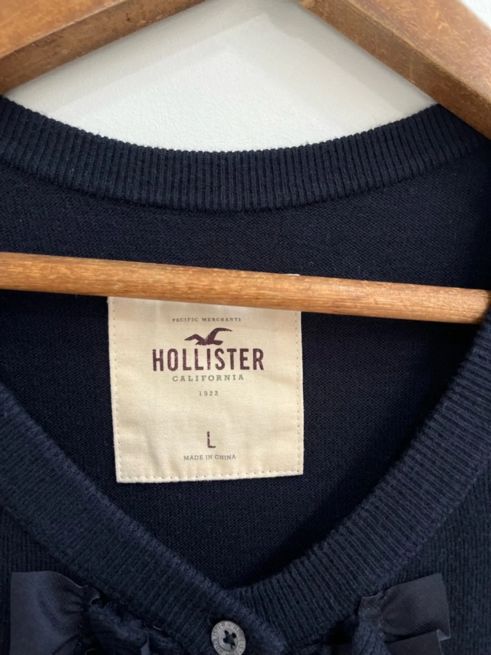 True Y2K vintage Hollister navy blue ruffled button down cardigan size large